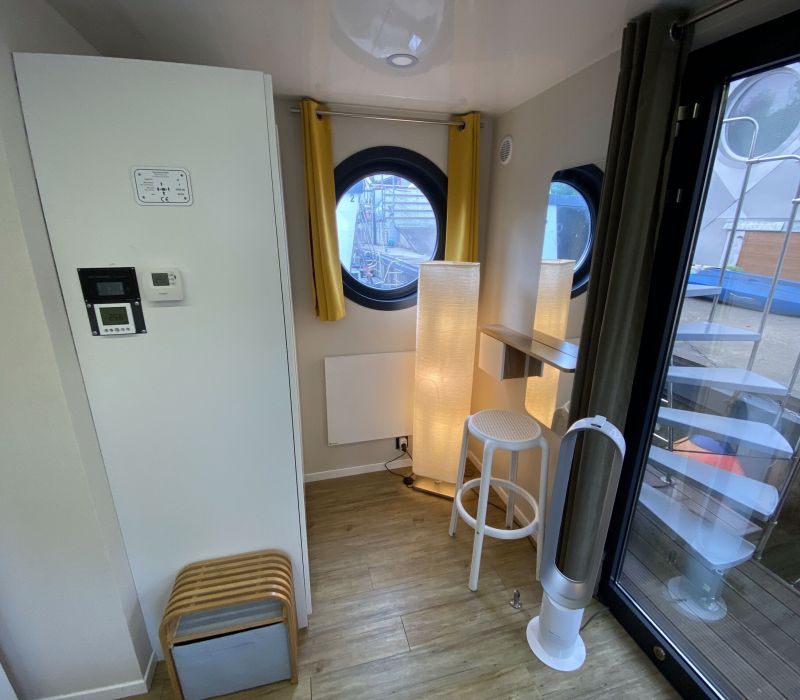 Blick vom Bett in diesem Hausboot